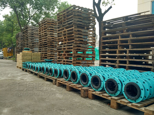 橡膠接頭如何適應(yīng)高壓環(huán)境？