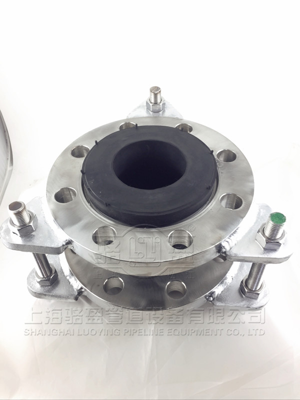 購(gòu)買耐海水橡膠軟接頭時(shí)需要注意什么